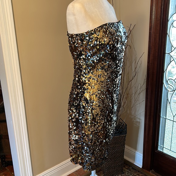 La Femme Short Trendy Sequin Prom Dress sz8 - Picture 8 of 15
